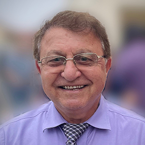 Dr. Gus Hanna